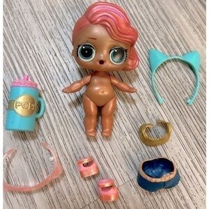 LOL Surprise! PEARL Surprise Treasure Big Sister Doll & accessories. EEUC.